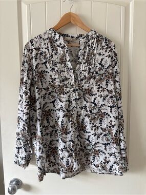 Cache Creek Floral Cotton Boho Blouse Size 1X White Blue Brown Pintuck Top